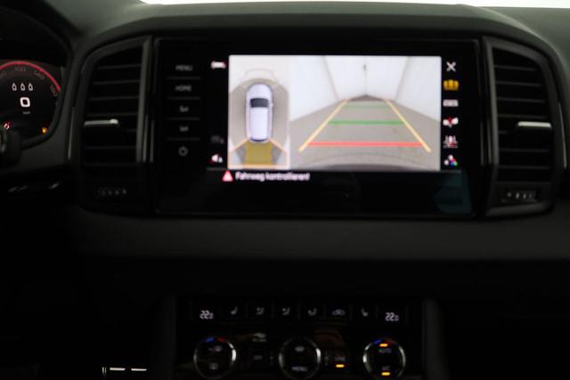 Skoda Karoq Sportline 1.5 TSI DSG Sportline, AHK, Navi, CANTON, Matrix, AreaView, Side, Kamera, el. Klappe, FS-beheizbar 