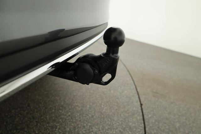 Skoda Karoq Sportline 1.5 TSI DSG Sportline, Pano, AHK, Navi, CANTON, Matrix, AreaView, Side, FS-beheizbar, 19-Zoll 