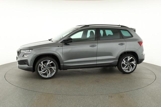 Skoda Karoq Sportline 1.5 TSI DSG Sportline, Pano, AHK, Navi, CANTON, Matrix, AreaView, Side, FS-beheizbar, 19-Zoll 