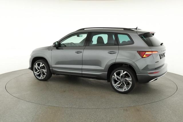 Skoda Karoq Sportline 1.5 TSI DSG Sportline, Pano, AHK, Navi, CANTON, Matrix, AreaView, Side, FS-beheizbar, 19-Zoll 
