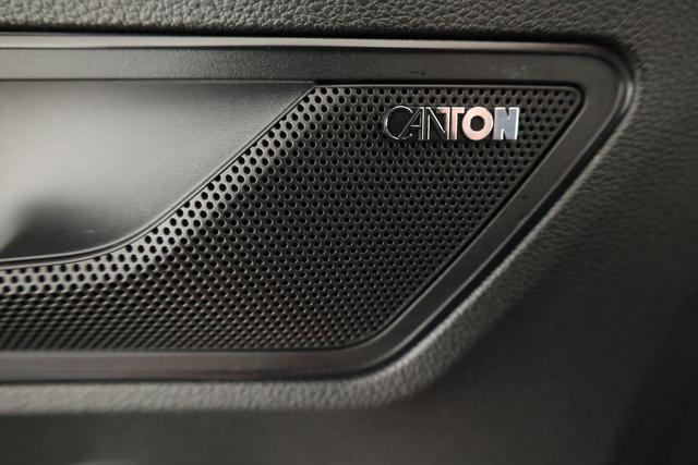 Skoda Karoq Sportline 1.5 TSI DSG Sportline, Pano, AHK, Navi, CANTON, Matrix, AreaView, Side, FS-beheizbar, 19-Zoll 