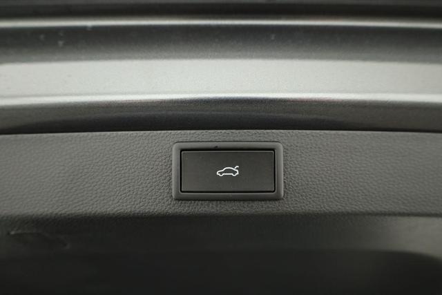 Skoda Karoq Sportline 4x4 2.0 TDI DSG Sportline, AHK, Navi, Matrix, AreaView, Side, Kamera, el. Klappe, FS-beheizbar, Winter 