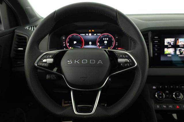 Skoda Karoq Sportline 4x4 2.0 TDI DSG Sportline, Pano, AHK, Navi, Matrix, AreaView, Side, Kamera, el. Klappe, FS-beheizbar, Winter 
