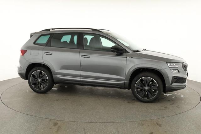 Skoda Karoq Sportline 4x4 2.0 TDI DSG Sportline, Pano, AHK, Navi, Matrix, AreaView, Side, Kamera, el. Klappe, FS-beheizbar, Winter 