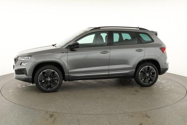 Skoda Karoq Sportline 4x4 2.0 TDI DSG Sportline, Pano, AHK, Navi, Matrix, AreaView, Side, Kamera, el. Klappe, FS-beheizbar, Winter 