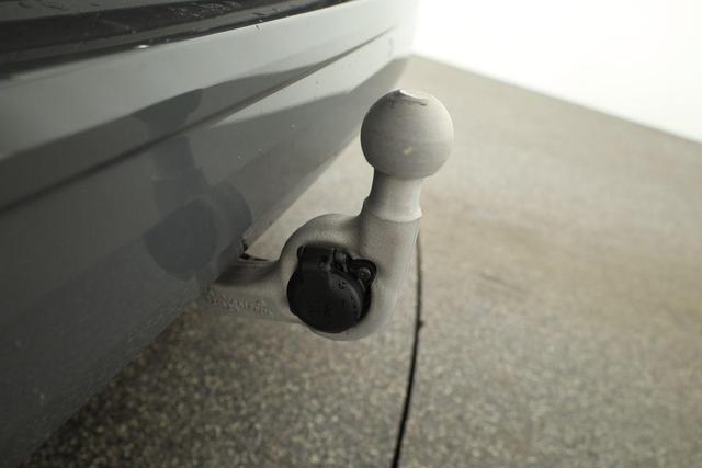 Volkswagen T7 Multivan eHybrid 4M Business, 7-Sitzer, AHK, IQ.Light, easyOpen, Navi, 5-J Garantie 