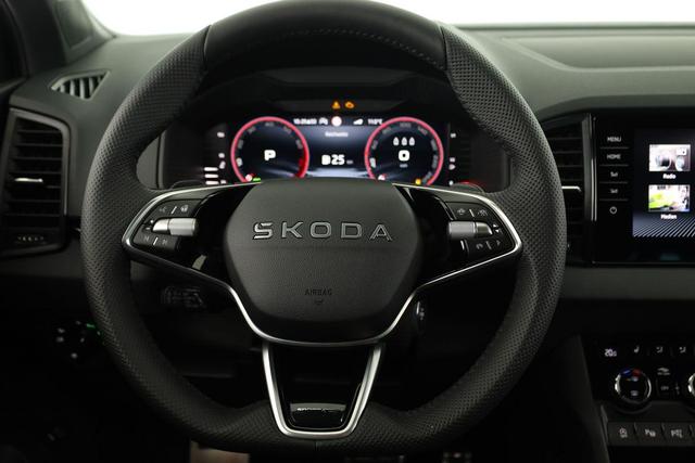 Skoda Karoq Sportline 1.5 TSI DSG Sportline, AHK, Navi, CANTON, Matrix, AreaView, Side, Kamera, el. Klappe, FS-beheizbar 