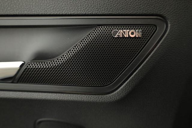 Skoda Karoq Sportline 1.5 TSI DSG Sportline, AHK, Navi, CANTON, Matrix, AreaView, Side, Kamera, el. Klappe, FS-beheizbar 