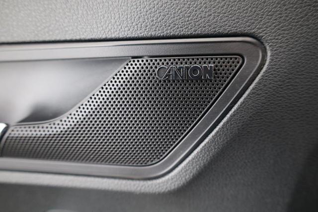 Skoda Karoq Sportline 1.5 TSI DSG Sportline, Pano, AHK, Navi, CANTON, Matrix, AreaView, Side, FS-beheizbar, 19-Zoll 