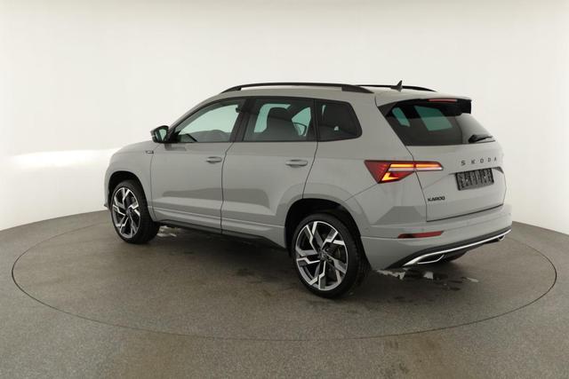 Skoda Karoq Sportline 1.5 TSI DSG Sportline, Pano, AHK, Navi, CANTON, Matrix, AreaView, Side, FS-beheizbar, 19-Zoll 