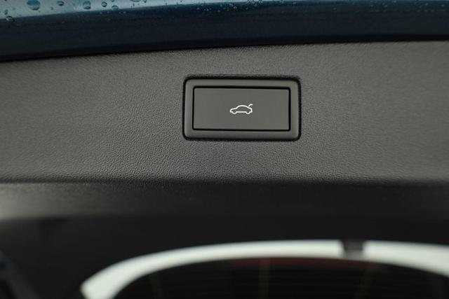 Volkswagen Tiguan 1.5 eTSI 110 kW Life DSG Life, AHK, easyOpen, Kamera, 5-J Garantie 