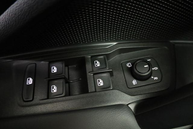 Volkswagen Tiguan 1.5 eTSI 110 kW Life DSG Life, AHK, easyOpen, Kamera, 5-J Garantie 