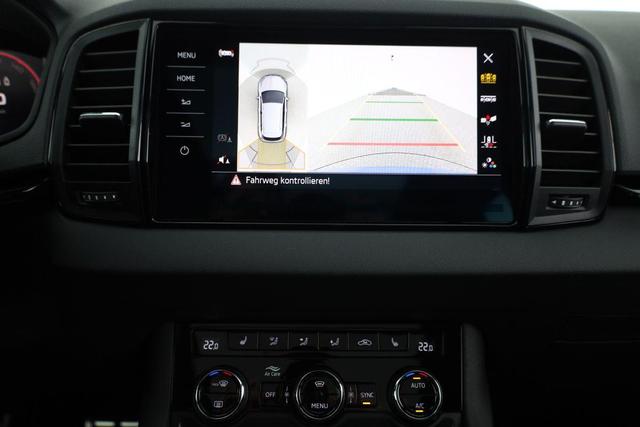 Skoda Karoq Sportline 1.5 TSI DSG Sportline, Pano, AHK, Navi, CANTON, Matrix, AreaView, Side, FS-beheizbar 