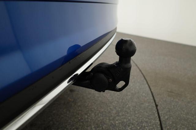 Skoda Karoq Sportline 1.5 TSI DSG Sportline, Pano, AHK, Navi, CANTON, Matrix, AreaView, Side, FS-beheizbar 