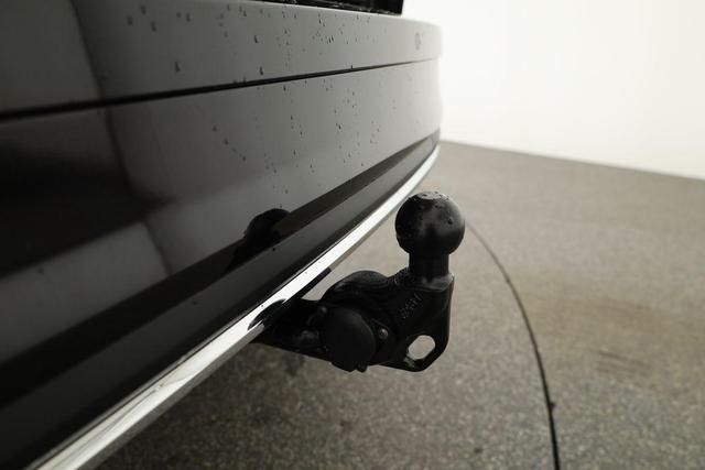 Skoda Karoq Sportline 1.5 TSI DSG Sportline, Pano, AHK, Navi, Matrix, AreaView, Side, FS-beheizbar, Winter, 19-Zoll 