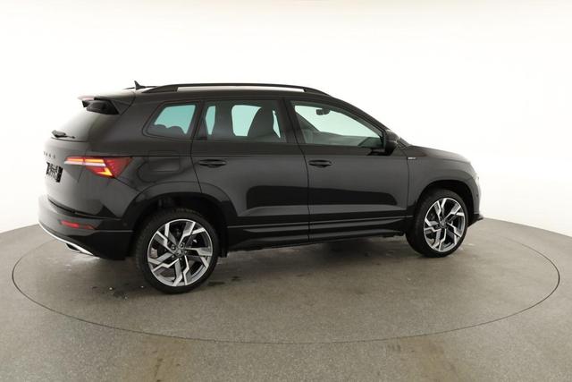 Skoda Karoq Sportline 1.5 TSI DSG Sportline, Pano, AHK, Navi, Matrix, AreaView, Side, FS-beheizbar, Winter, 19-Zoll 