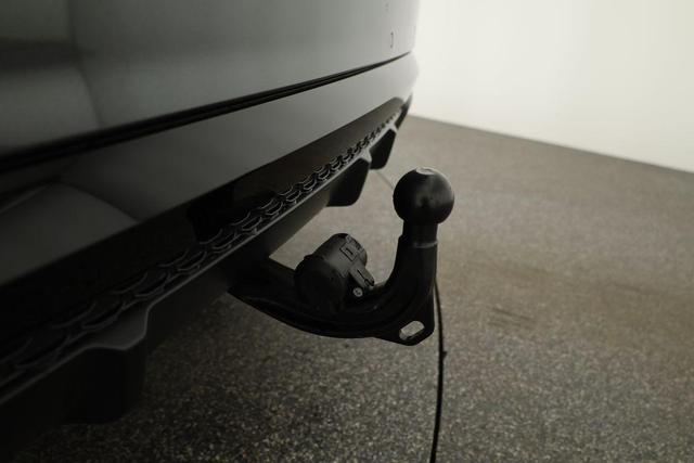 Audi Q8 50 TDI quattro qu S-LINE, Standheizung, HuD, Luft, Pano, B&O, 23-Zoll, AHK, Leder, AreaView, Optik schwarz 