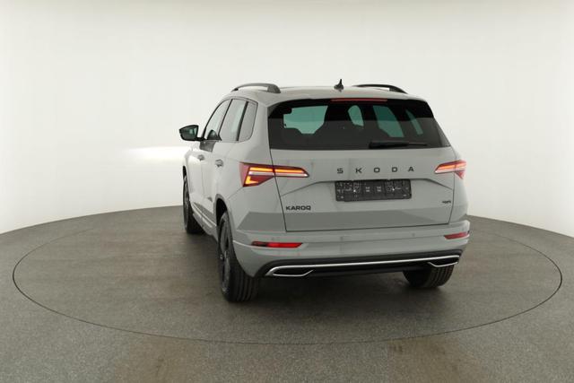 Skoda Karoq Sportline 4x4 2.0 TDI DSG Sportline, Pano, AHK, Navi, Matrix, AreaView, Side, Kamera, el. Klappe, FS-beheizbar, Winter 