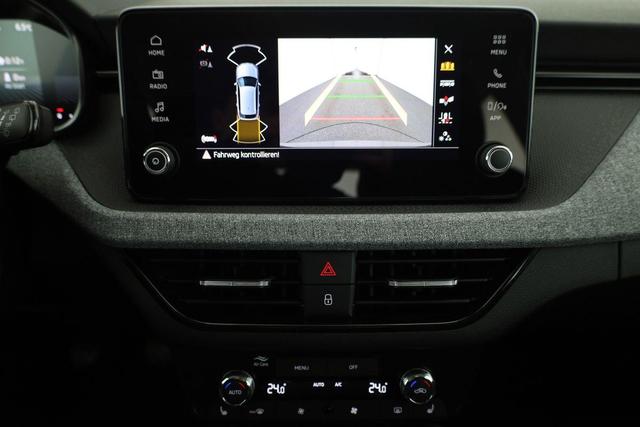 Skoda Kamiq Selection 1.0 TSI Selection, AHK, LED, Kamera, Ladeboden, Winter 