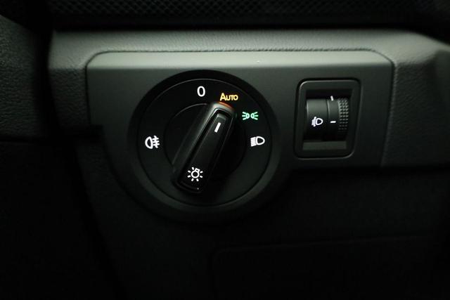 Volkswagen T-Cross 1.5 TSI 110 kW Life DSG Life, LED, Kamera, Side, ACC, Winter, sofort 