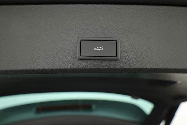 Cupra Ateca Basis 4Drive 2.0 TSI DSG 4Drive, Pano, AHK, Navi, Kamera, Side, Winter, el. Klappe, 19-Zoll, 5 J.-Garantie 