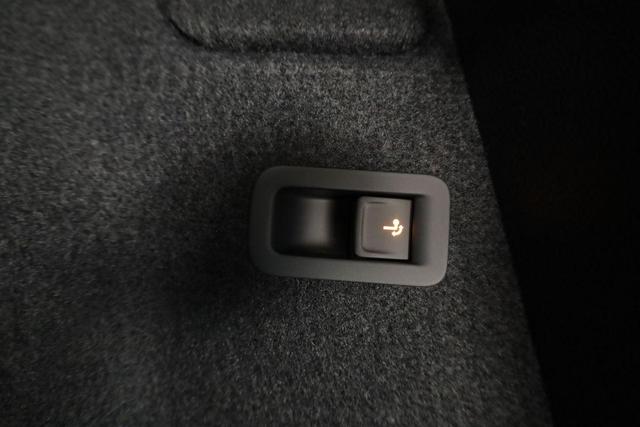 Cupra Ateca Basis 4Drive 2.0 TSI DSG 4Drive, Pano, AHK, Navi, Kamera, Side, Winter, el. Klappe, 19-Zoll, 5 J.-Garantie 