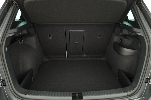 Skoda Karoq Sportline 2.0 TDI DSG Sportline, AHK, Navi, CANTON, Matrix, AreaView, Side, Kamera, el. Klappe, FS-beheizbar 