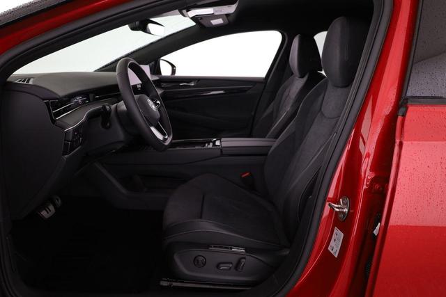 Volkswagen ID.7 Kombi Pro S 210 kW Tourer Black Style, AHK, IQ.Light, HuD, AreaView, 20-Zoll, Side, Winter 