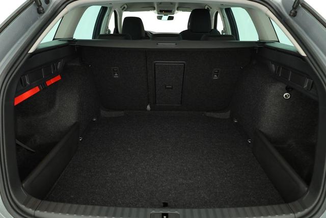 Skoda Octavia Combi 1.5 TSI mHEV 110 kW Selection eTSI DSG Selection, FS-beheizbar, LED, Kamera, Side, Winter, sofort 