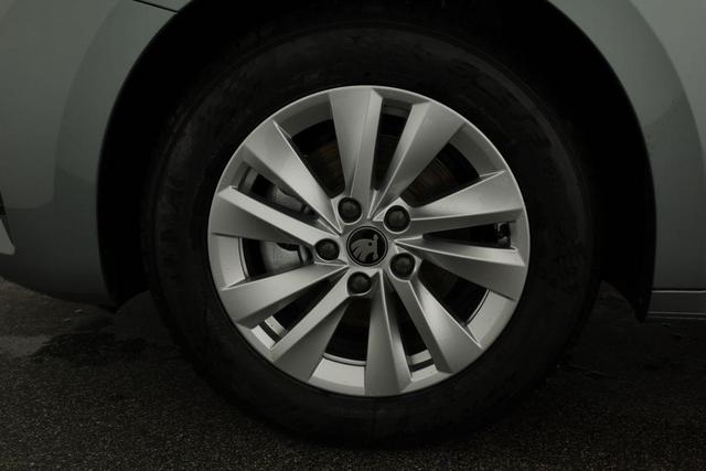 Skoda Octavia Combi 1.5 TSI mHEV 110 kW Selection eTSI DSG Selection, FS-beheizbar, LED, Kamera, Side, Winter, sofort 