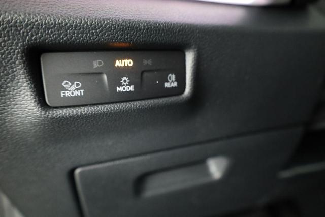 Volkswagen Tiguan 1.5 eTSI 110 kW Life DSG Life, AHK, Navi, Side, el. Klappe, LED-Plus, 5-J Garantie 