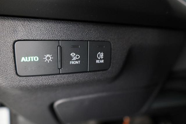 Audi Q3 TFSI quattro 150 kW S-LINE, Pano, AHK, Navi, AreaView, Side, Sound, Winter, 20-Zoll 