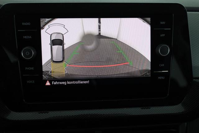 Volkswagen T-Cross 1.0 TSI 85 kW Life DSG Life, IQ.Light, AHK, ACC, Kamera, 17-Zoll, Winterpaket 