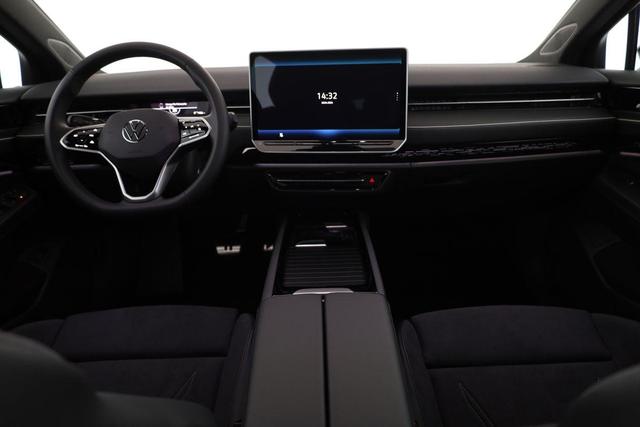 Volkswagen ID.7 Kombi Pro S 210 kW Tourer Black Style, AHK, IQ.Light, HuD, AreaView, 20-Zoll, Side, Winter 