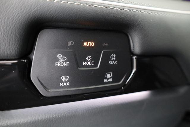 Volkswagen ID.7 Kombi Pro S 210 kW Tourer Black Style, AHK, IQ.Light, HuD, AreaView, 20-Zoll, Side, Winter 