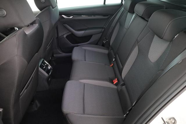 Skoda Octavia Combi 1.5 TSI mHEV 110 kW Selection eTSI DSG Selection, FS-beheizbar, LED, Kamera, Side, Winter, sofort 