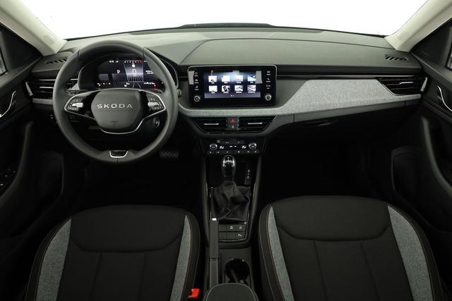 Skoda Kamiq Selection 1.5 TSI DSG Selection, LED, Kamera, Ladeboden, Winter 