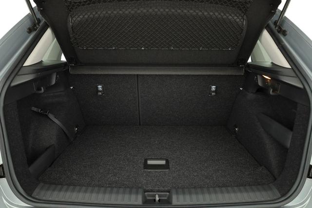 Skoda Kamiq Selection 1.5 TSI DSG Selection, LED, Kamera, Ladeboden, Winter 