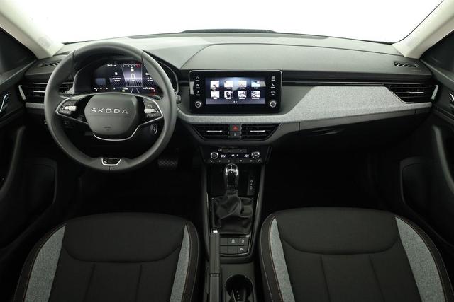 Skoda Kamiq Selection 1.5 TSI DSG Selection, AHK, LED, Kamera, Ladeboden, Winter 