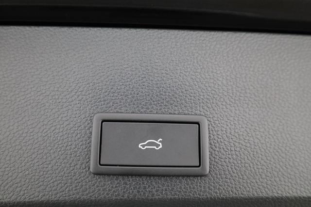 Seat Ateca Style 1.5 TSI DSG Style, AHK, Navi, Kamera, el. Klappe 