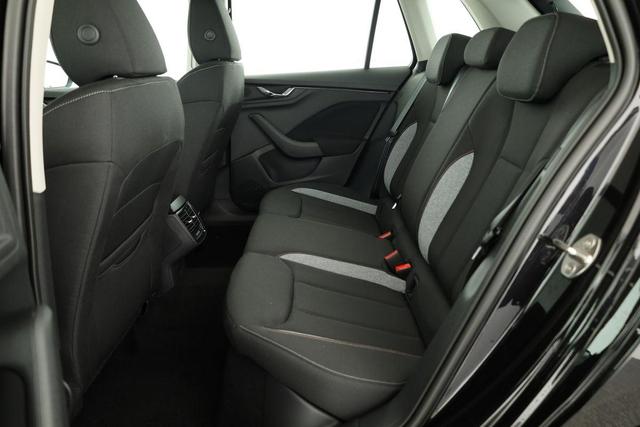 Skoda Kamiq Selection 1.5 TSI Selection, AHK, LED, Kamera, Winter, Ladeboden, 16-Zoll, 4 J.-Garantie 