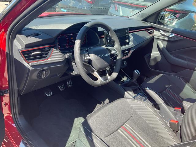 Skoda Kamiq - Monte Carlo 1.0 TSI Carlo, Matrix, Pano, Kamera, Winter, 17-Zoll