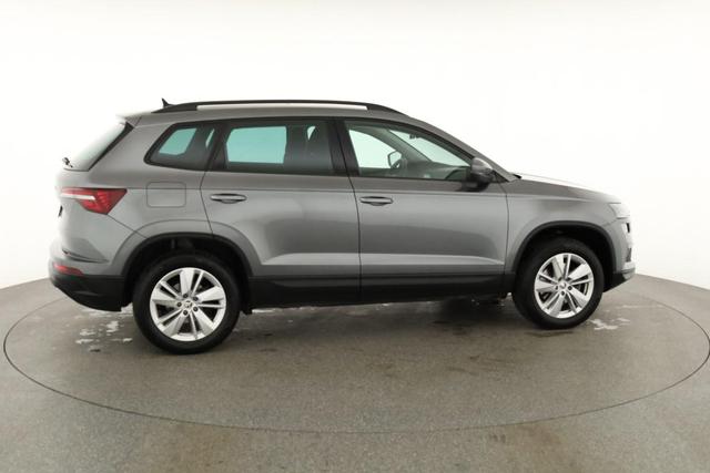 Skoda Karoq Drive 4x4 2.0 TDI DSG Drive, AHK, Matrix, Pano, Winter, el. Klappe 