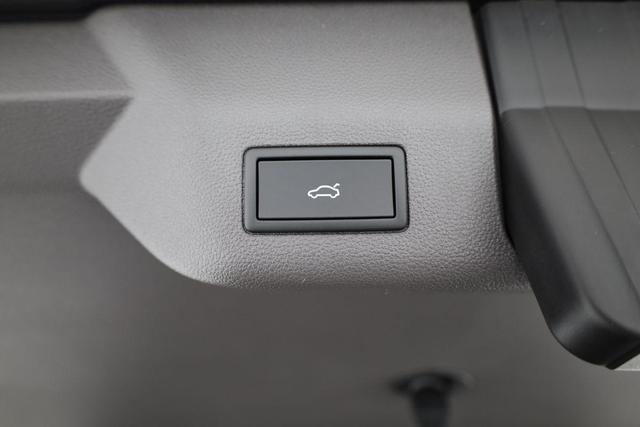 Volkswagen T7 Multivan eHybrid 4M Business L&Uuml;, 7-Sitzer, AHK, IQ.Light, easyOpen, Navi, 5-J Garantie 