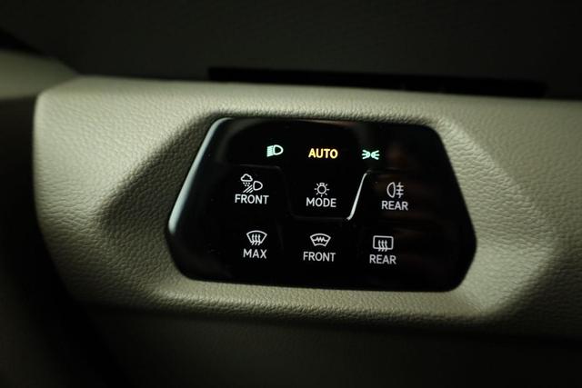 Volkswagen T7 Multivan eHybrid 4M Business L&Uuml;, 7-Sitzer, AHK, IQ.Light, easyOpen, Navi, 5-J Garantie 