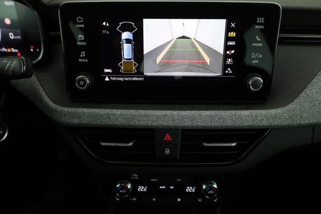 Skoda Kamiq Selection 1.0 TSI DSG Selection, Matrix, Kamera, Ladeboden, Winter, 16-Zoll 