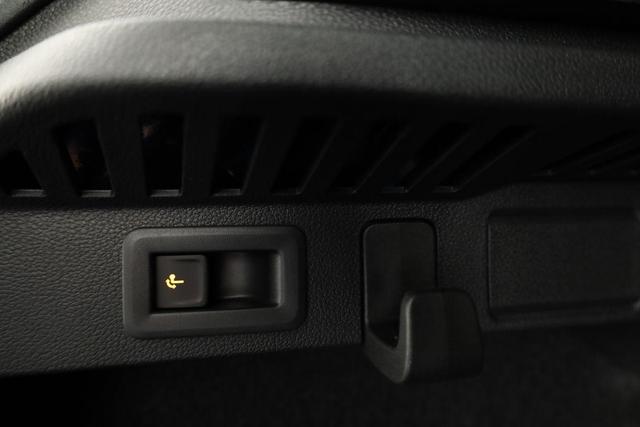 Skoda Kamiq Selection 1.0 TSI DSG Selection, AHK, Matrix, Kamera, Ladeboden, Winter 