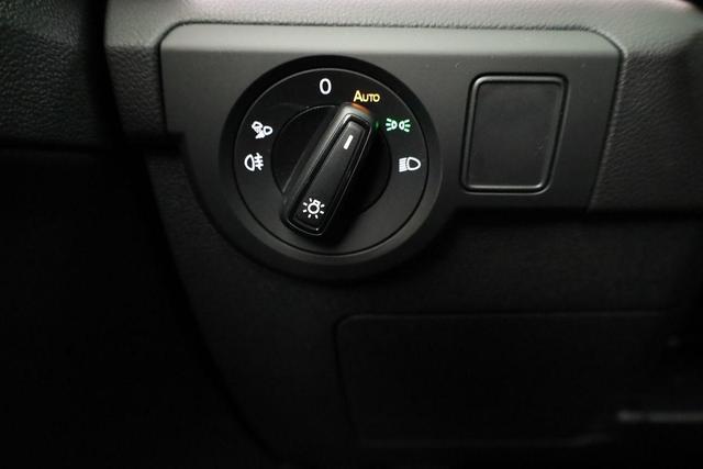 Volkswagen T-Cross 1.5 TSI 110 kW R-Line DSG R-Line, AHK, IQ.Light, Navi, Side, Kamera, Winter, 18-Zoll 