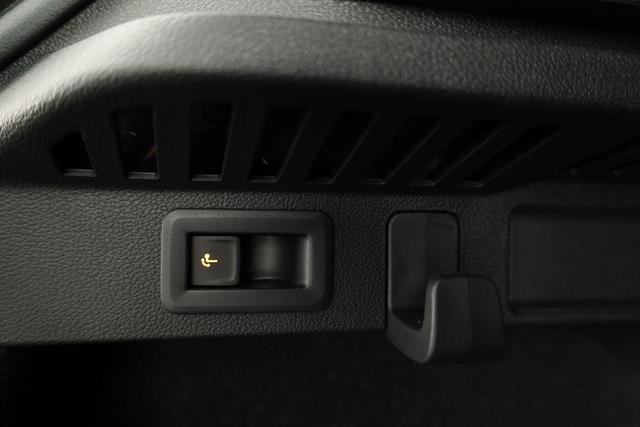 Skoda Kamiq Selection 1.0 TSI DSG Selection, AHK, Matrix, Kamera, Ladeboden, Winter 