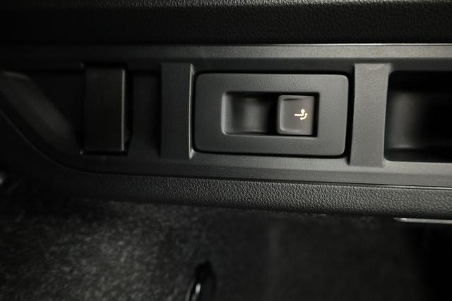 Skoda Octavia Combi 2.0 TSI 195 kW RS DSG, AHK, Navi, Matrix, Side, Winter, 5 J.-Garantie 